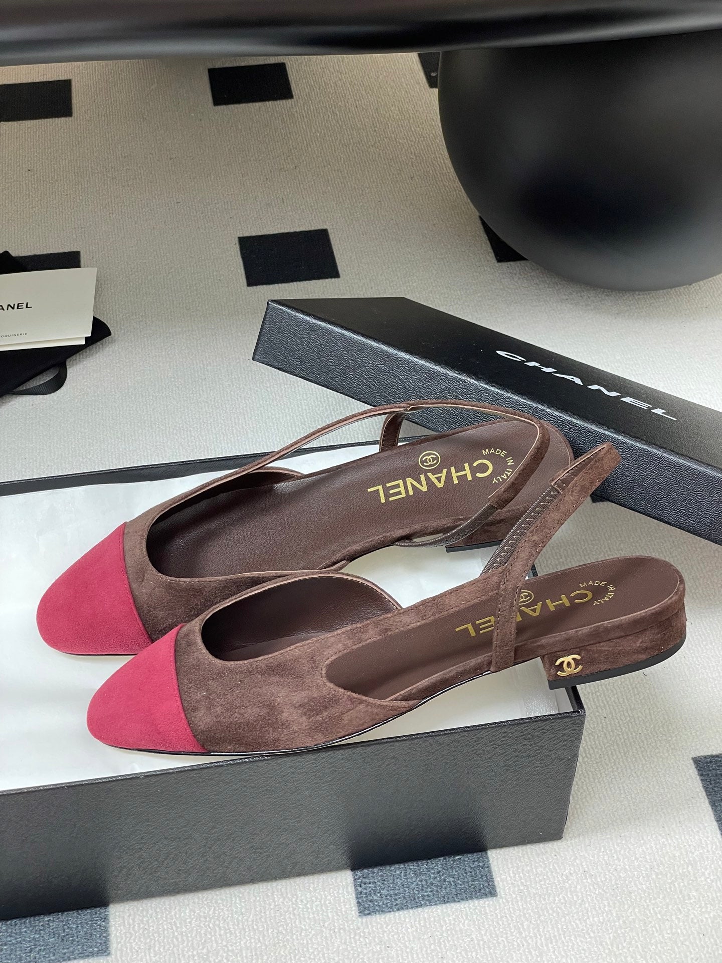 CC 25 SlingBack Flat 20mm Chocolate Dark Red Suede 393992