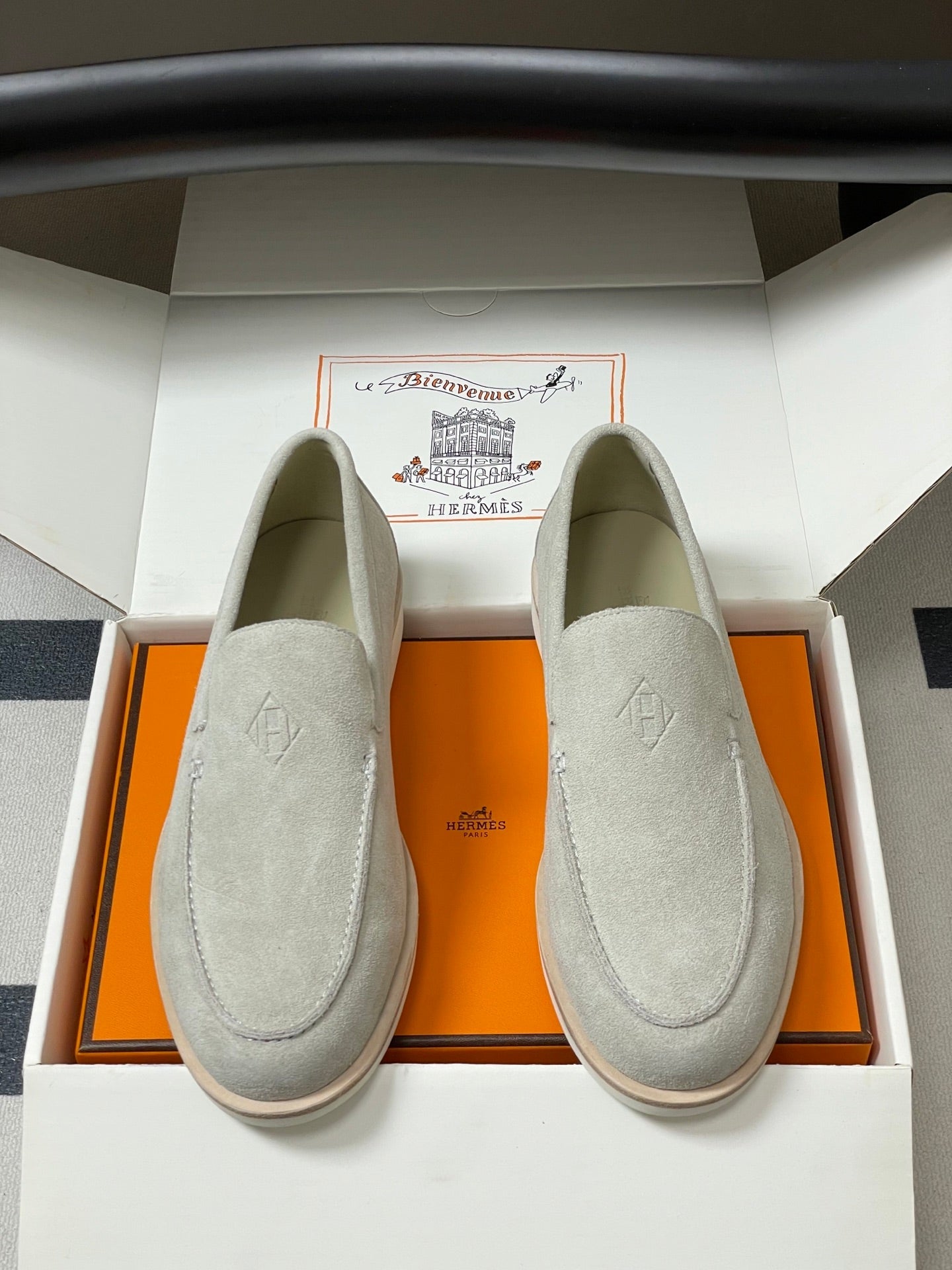 HM Low Loafers Light Grey Suede 593667