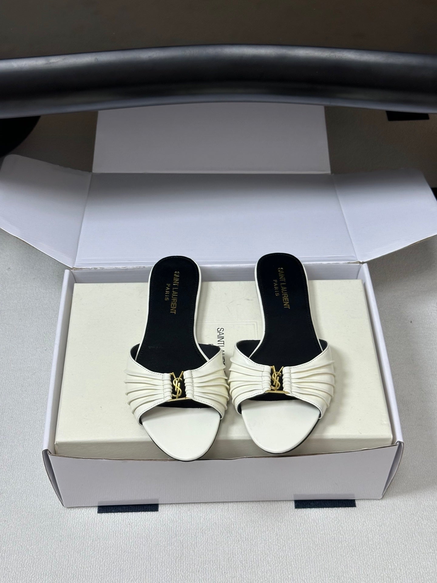 YSL Babylone Slides White Glossy Leather 835188