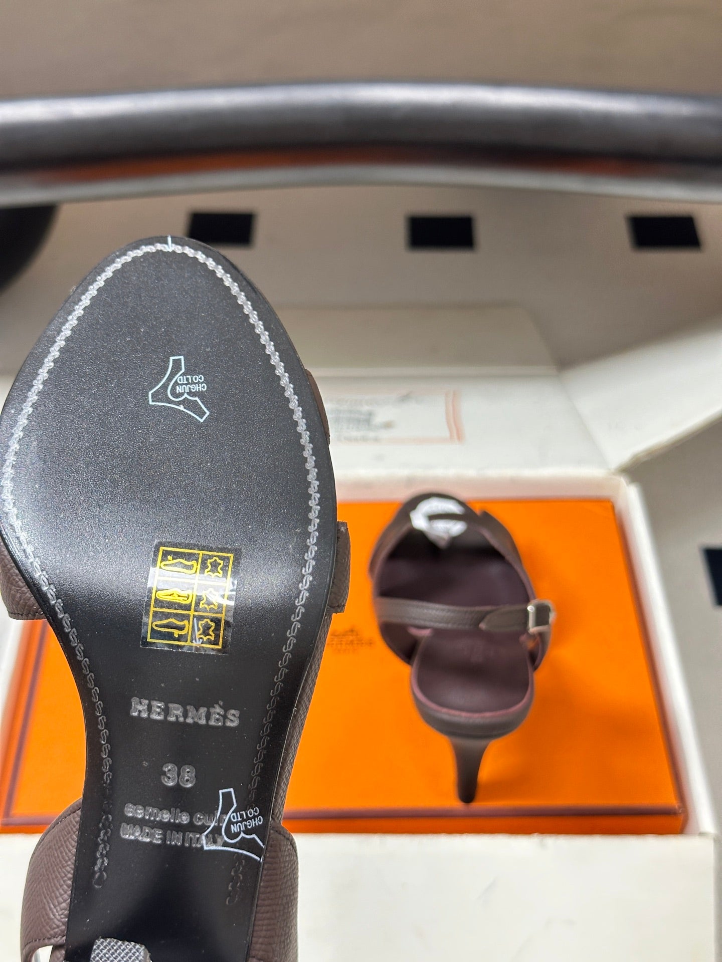 HM Holy Sandal Black Cowhide 835010