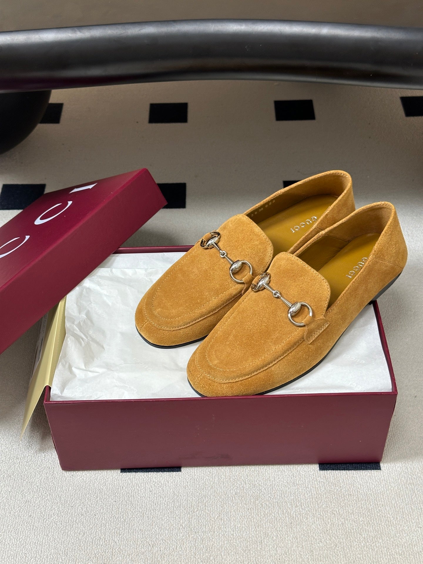 GG 26s Horsebit Loafers Flat Light Brown Suede 952562