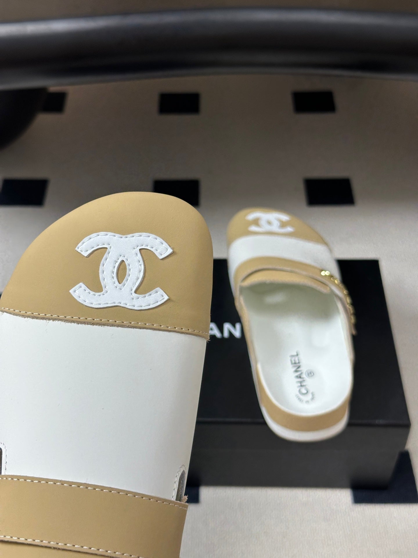 CC 26s Pool Slides Beige White Lambskin 952556