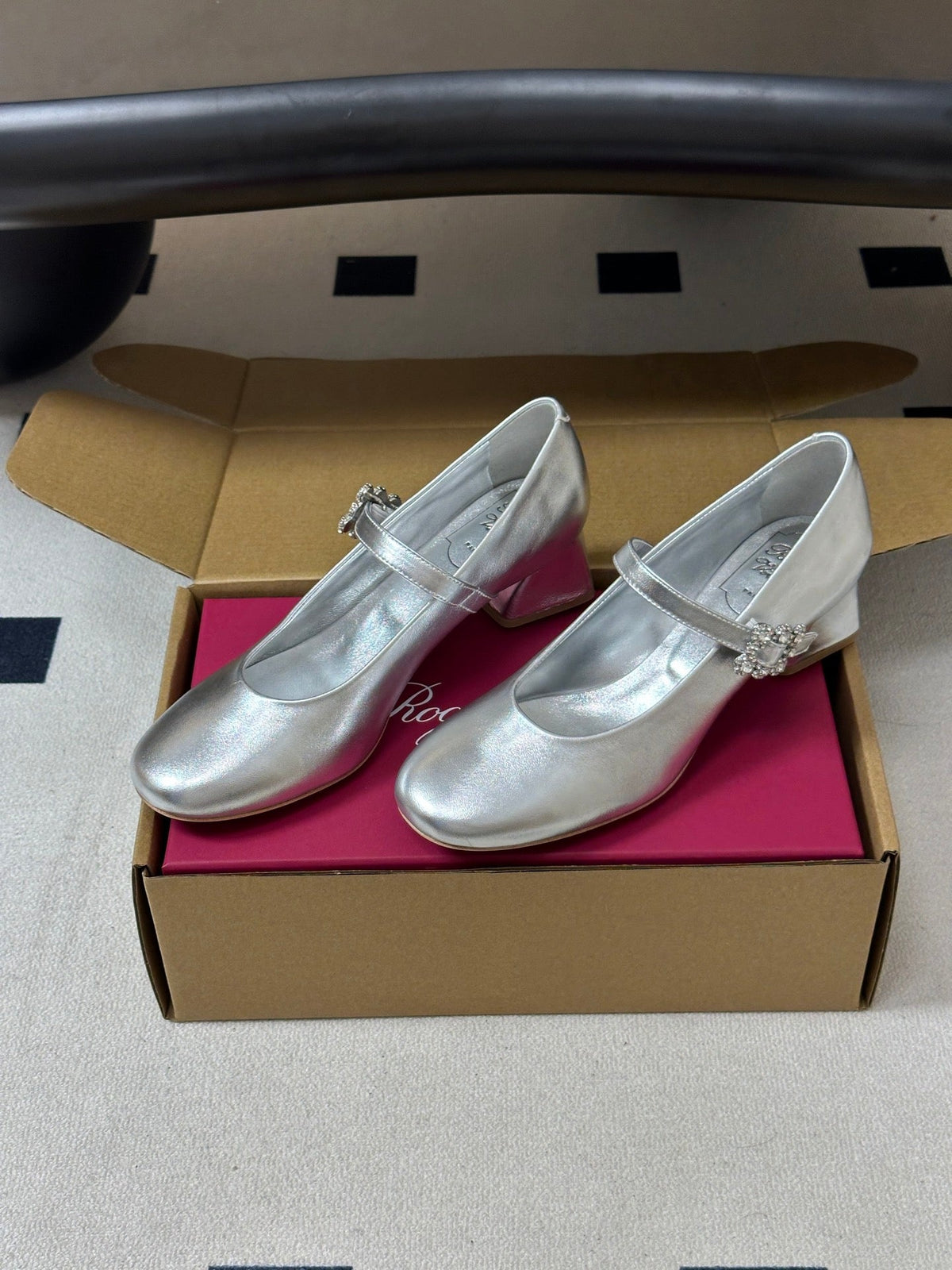 RV 26s Efflorescence Mary Jane Pumps 4.5cm Silver Metallic Leather 119460