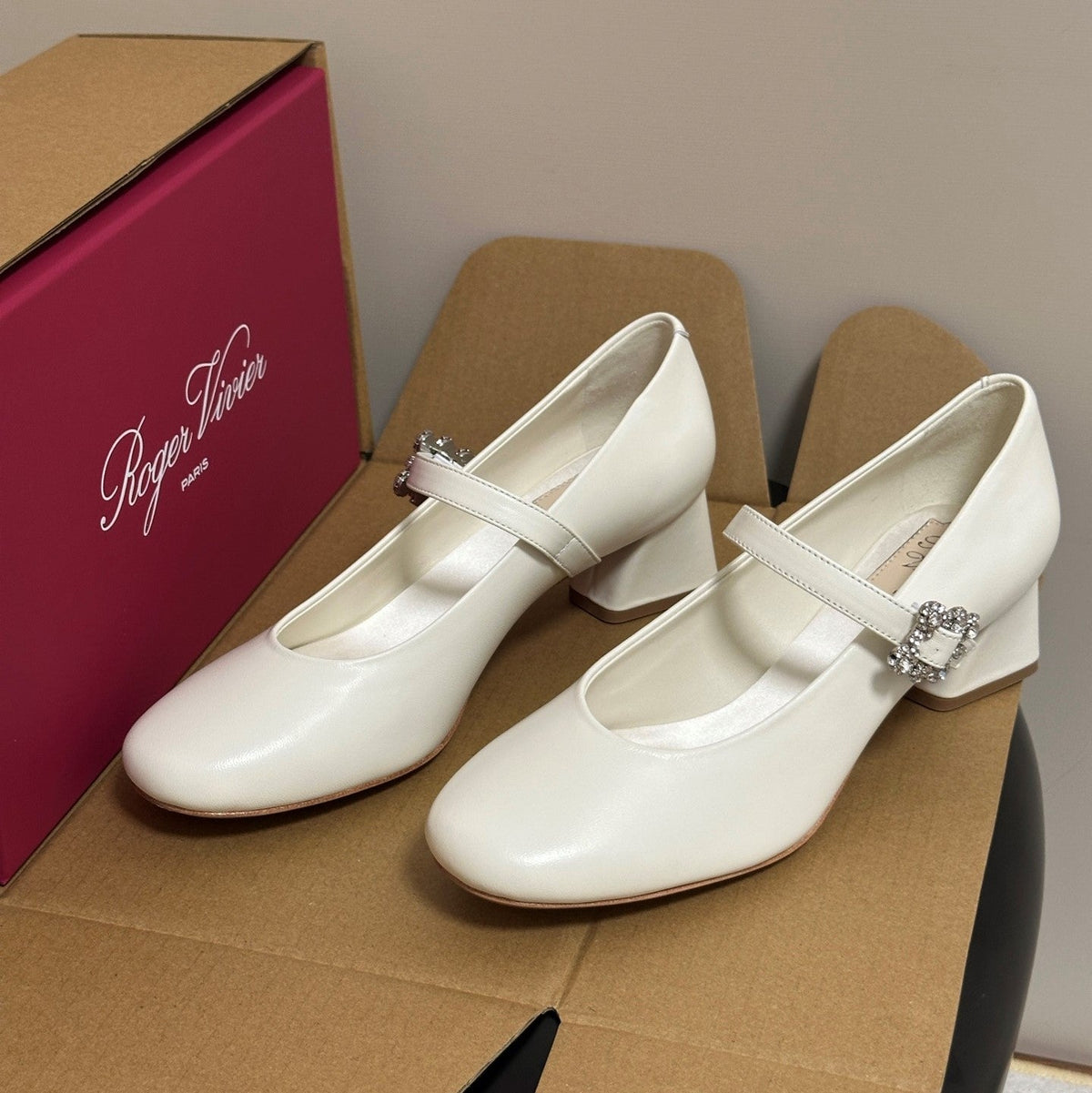 RV 26s Efflorescence Mary Jane Pumps 4.5cm White Leather 119462