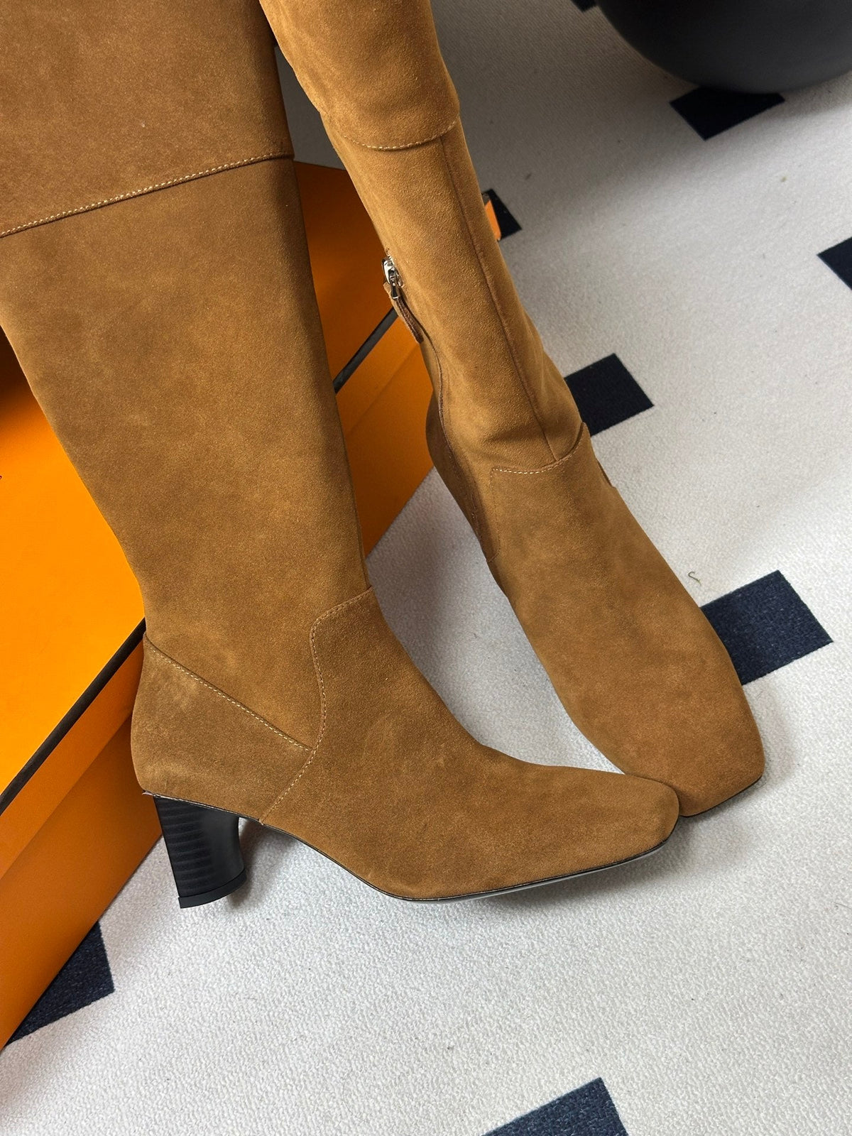 HM 26s Square-Toe Knee-High Boots 5.5cm Tan Suede 150018