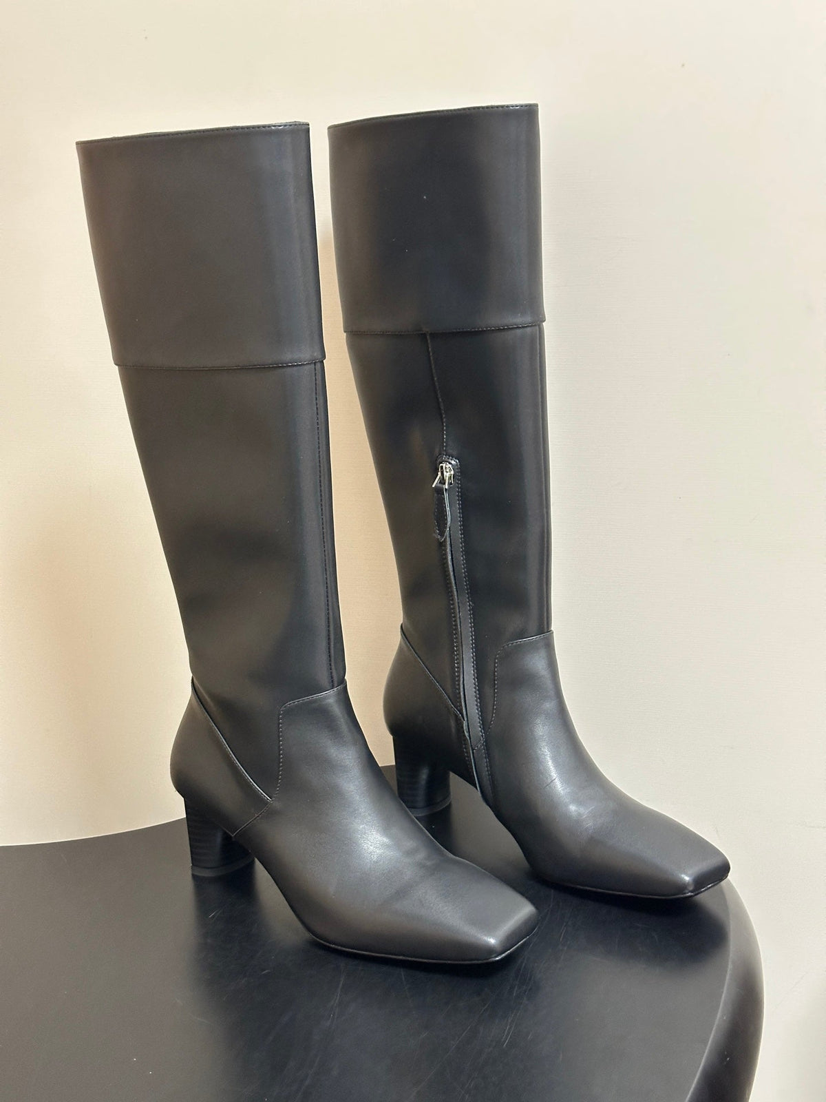 HM 26s Square-Toe Knee-High Boots 5.5cm Black Leather 150022