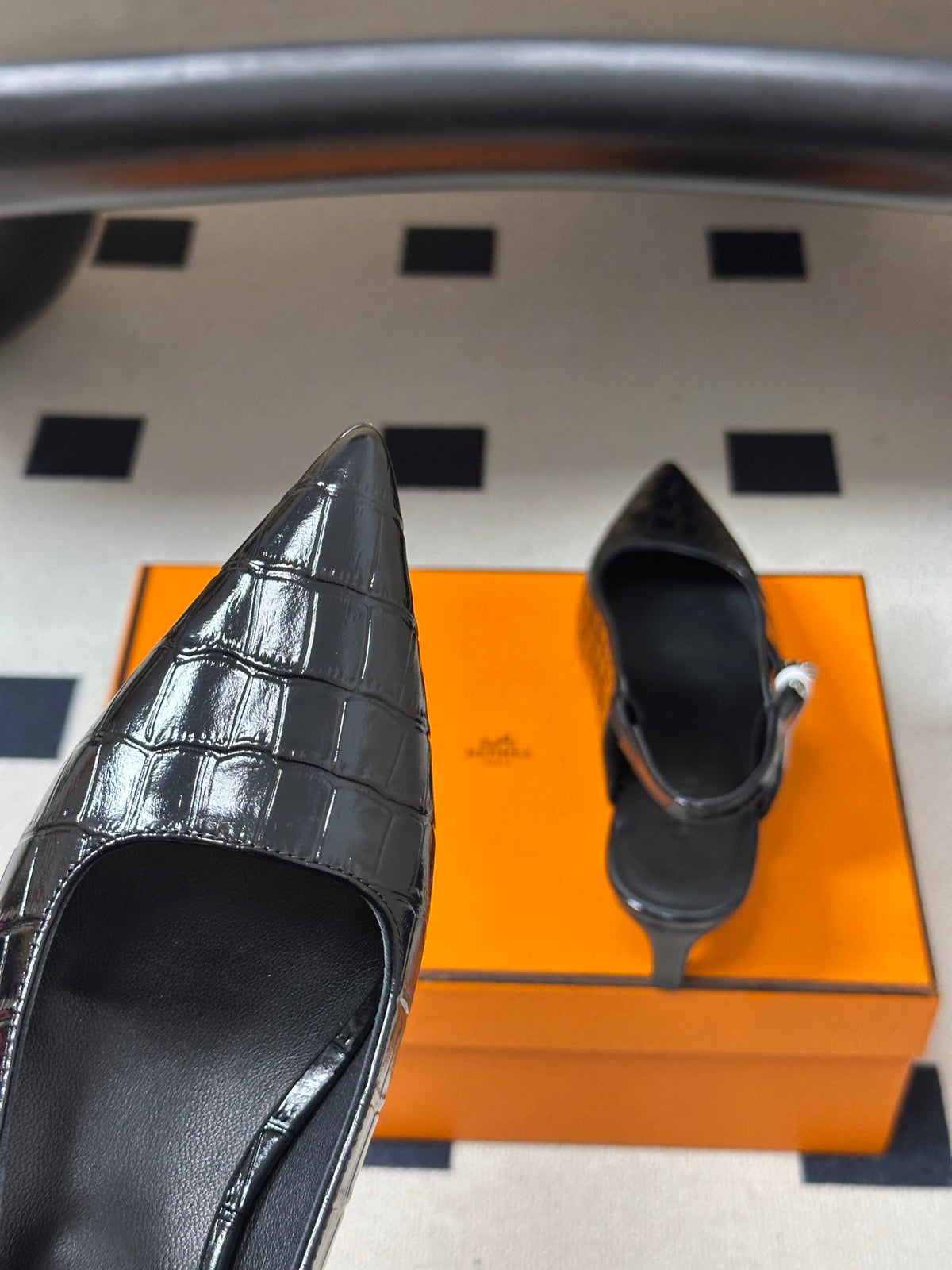 HM 26s Lover Slingbacks 4cm Black Croc 150539