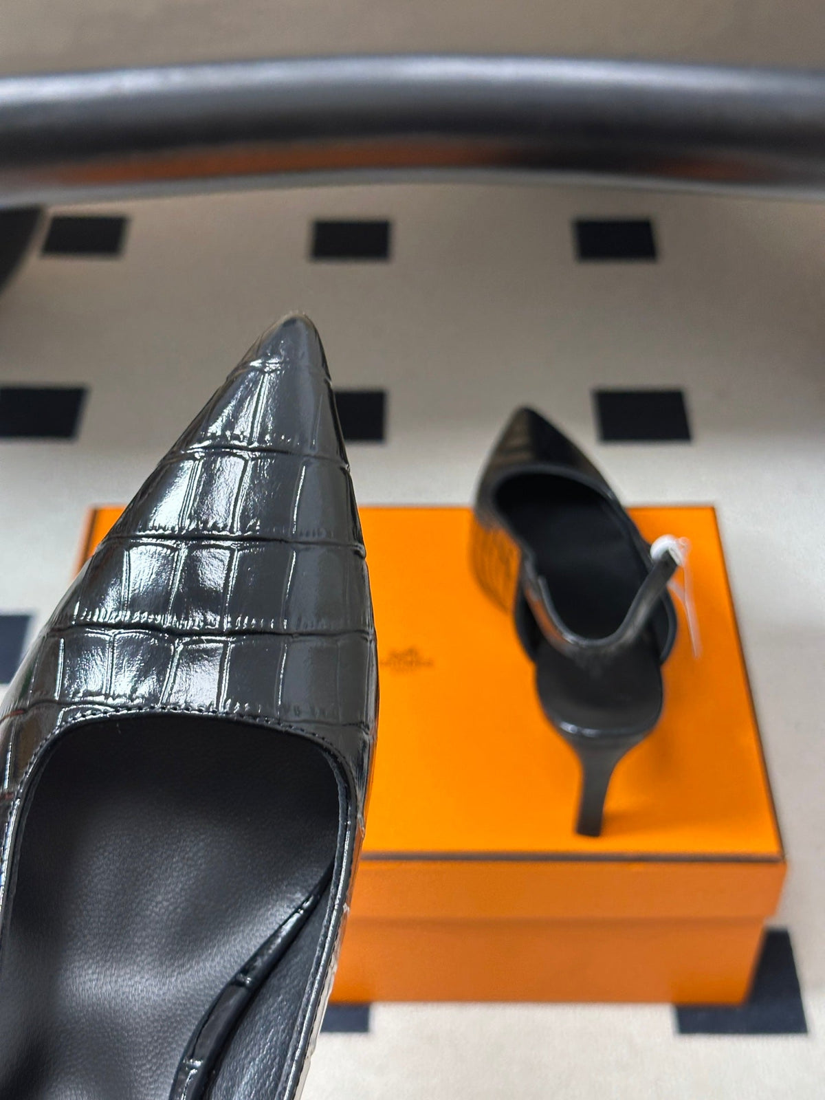 HM 26s Lover Slingbacks 8cm Black Croc 150728