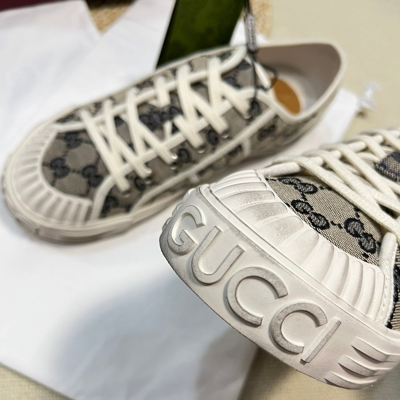 GG Sneaker Julio Canvas Sneakers Black Caro