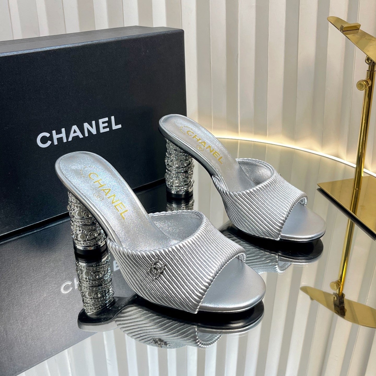 CC 26P Mule Sandals 8cm Sliver Leather 767856