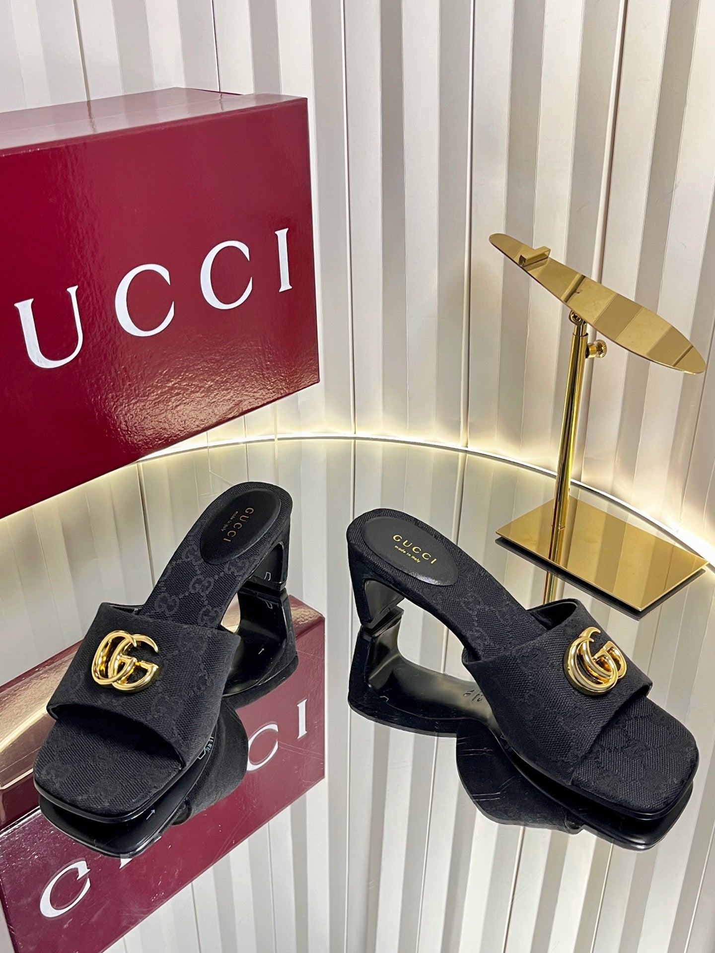 GG 26S Slippers 4.5cm Black Canvas 616452
