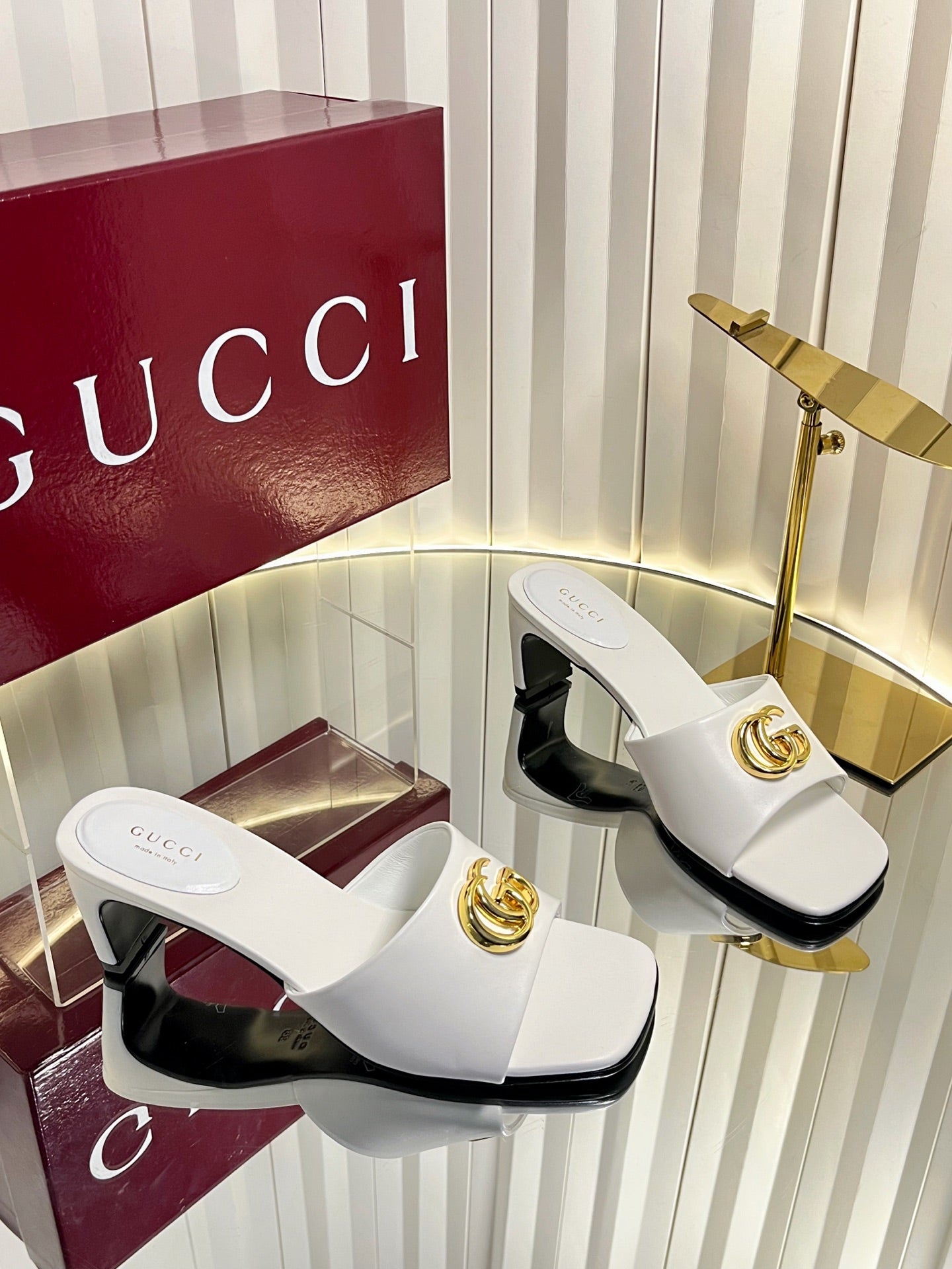 GG 26S Slippers 4.5cm White Leather 616458