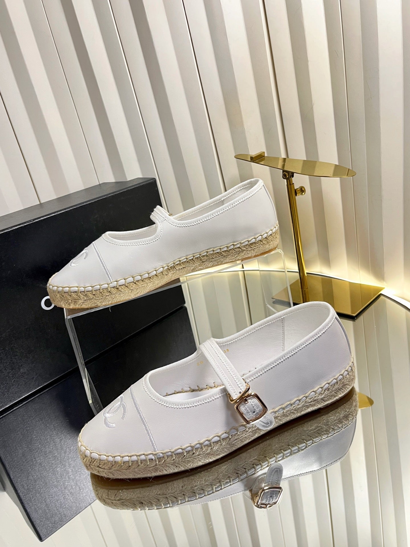 CC 26s Espadrille Mary Jane Shoes White Lambskin