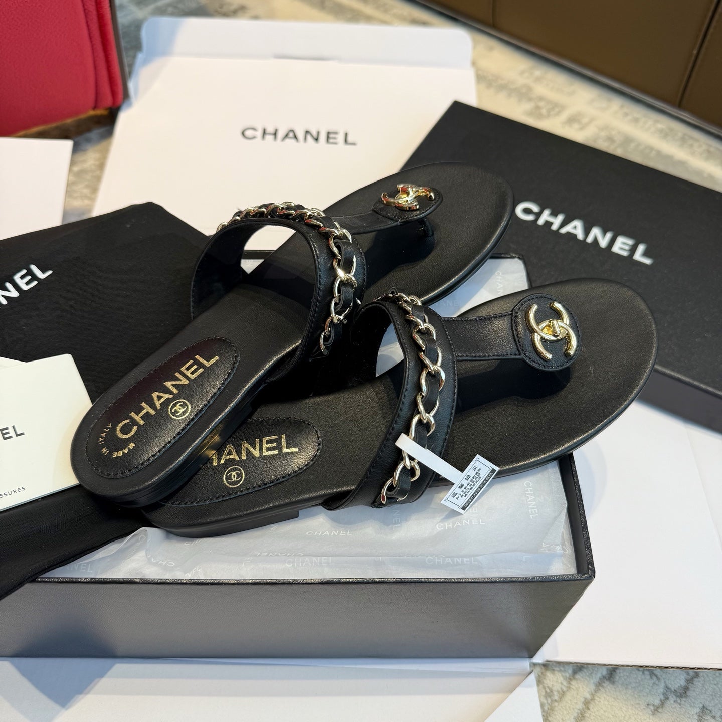 CC 25SS Thong Sandal 2cm Leather Chain Black Lambskin 319700