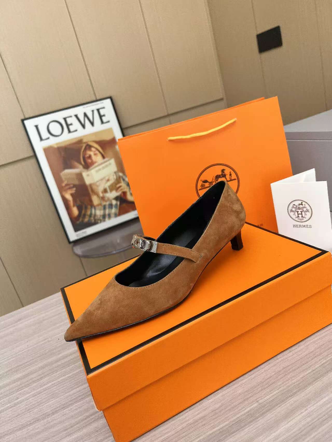 Kiara 40 pump Brown Suede 214048
