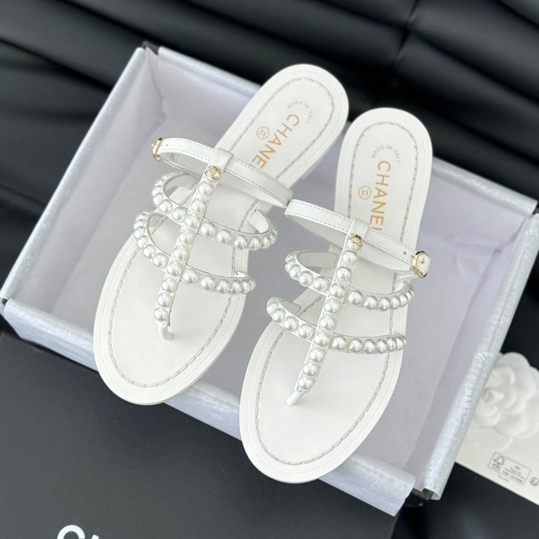 CC 26s Mule Slippers With Pearl Chain White Lambskin