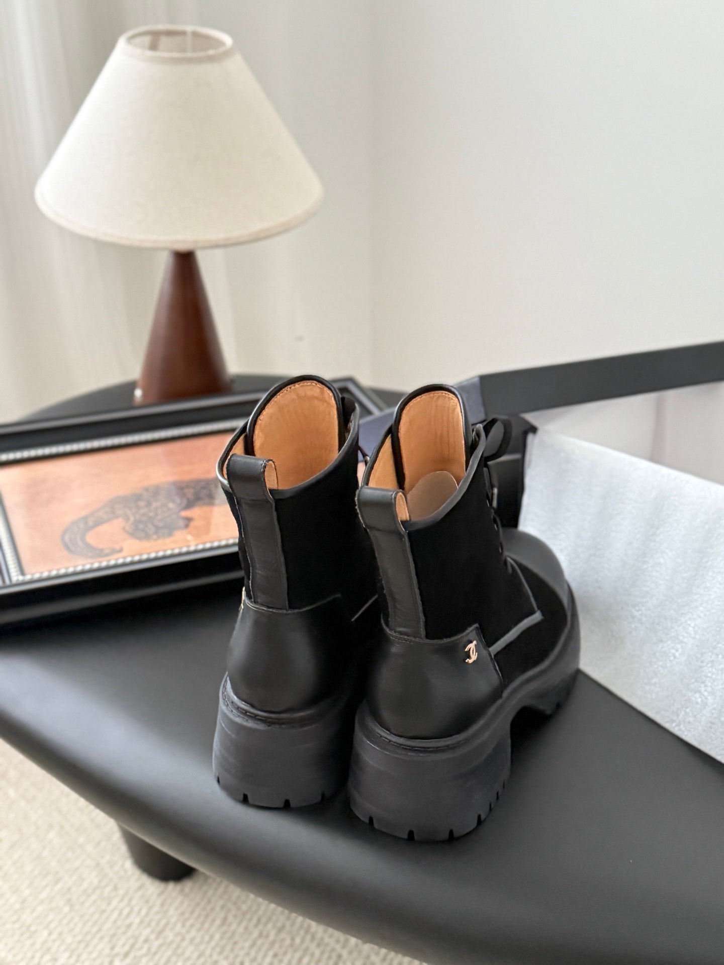 CC 25B Atelier Flats Boots Shoes Black Sheepskin & Suede 458767