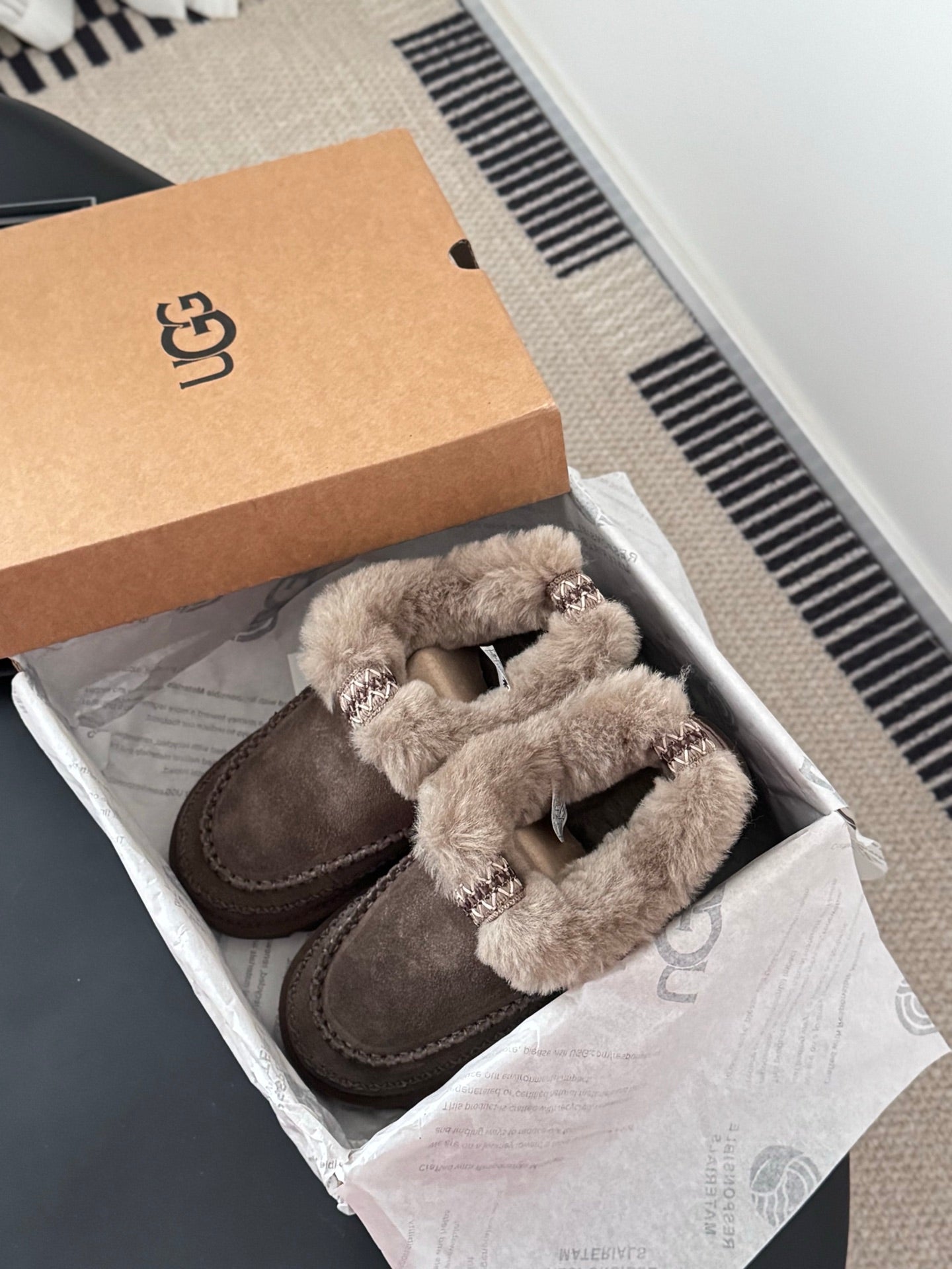 UGG Classic Ultra Mini Alpine Boots Coffeee Wool Suede 508054