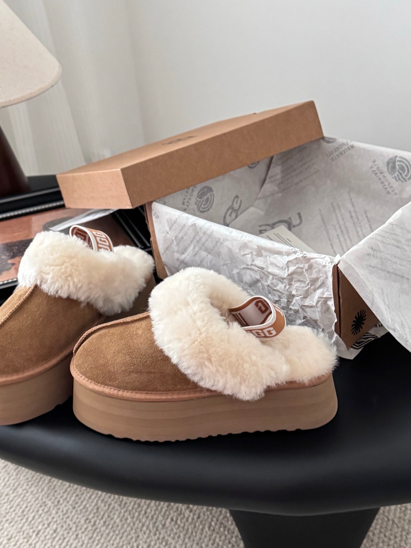 UGG Disquette Slippers Brown White Wool Suede 508051
