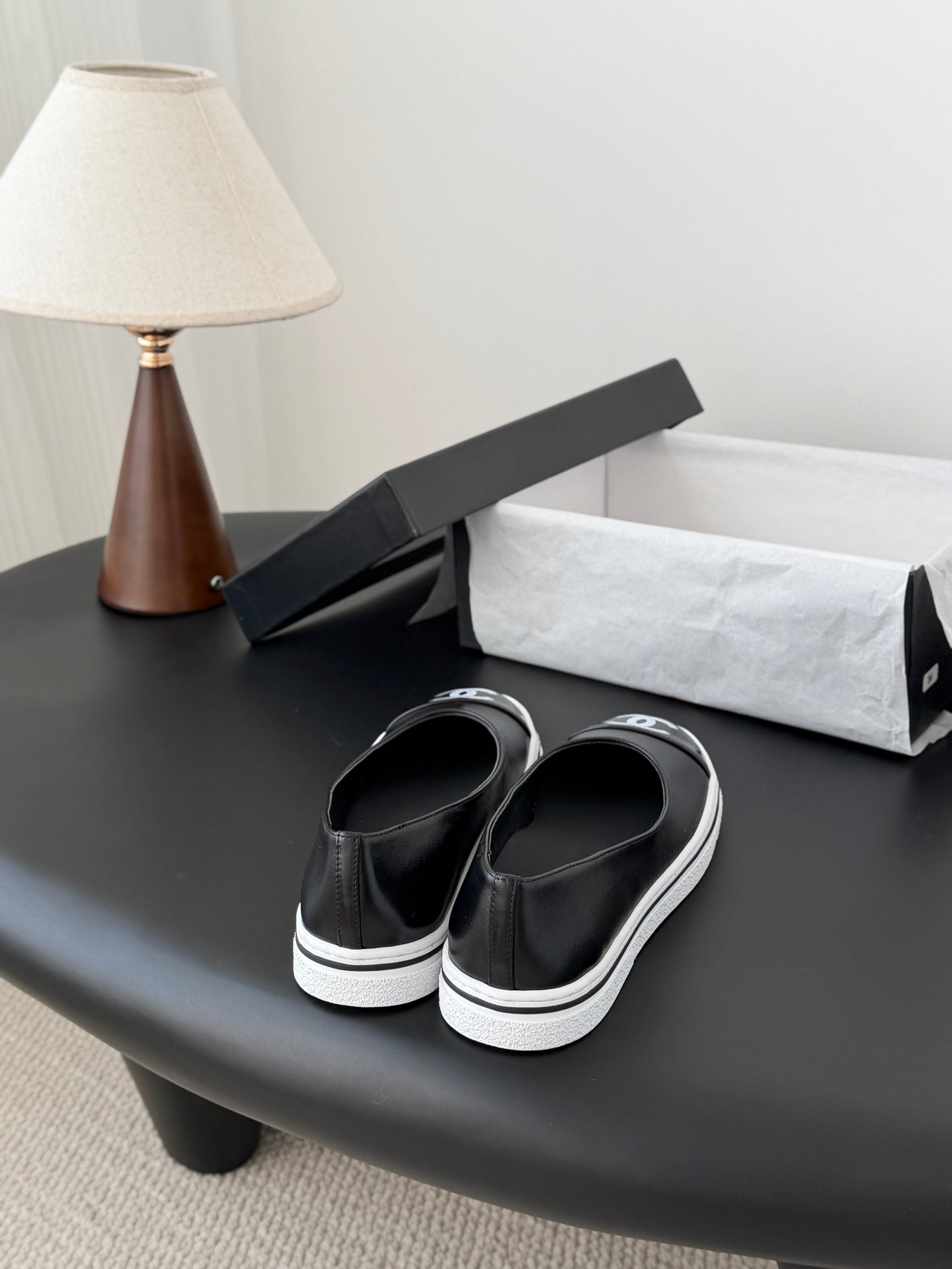 CC 26P Ballet Flat Black Patent Leather Lambskin 670804