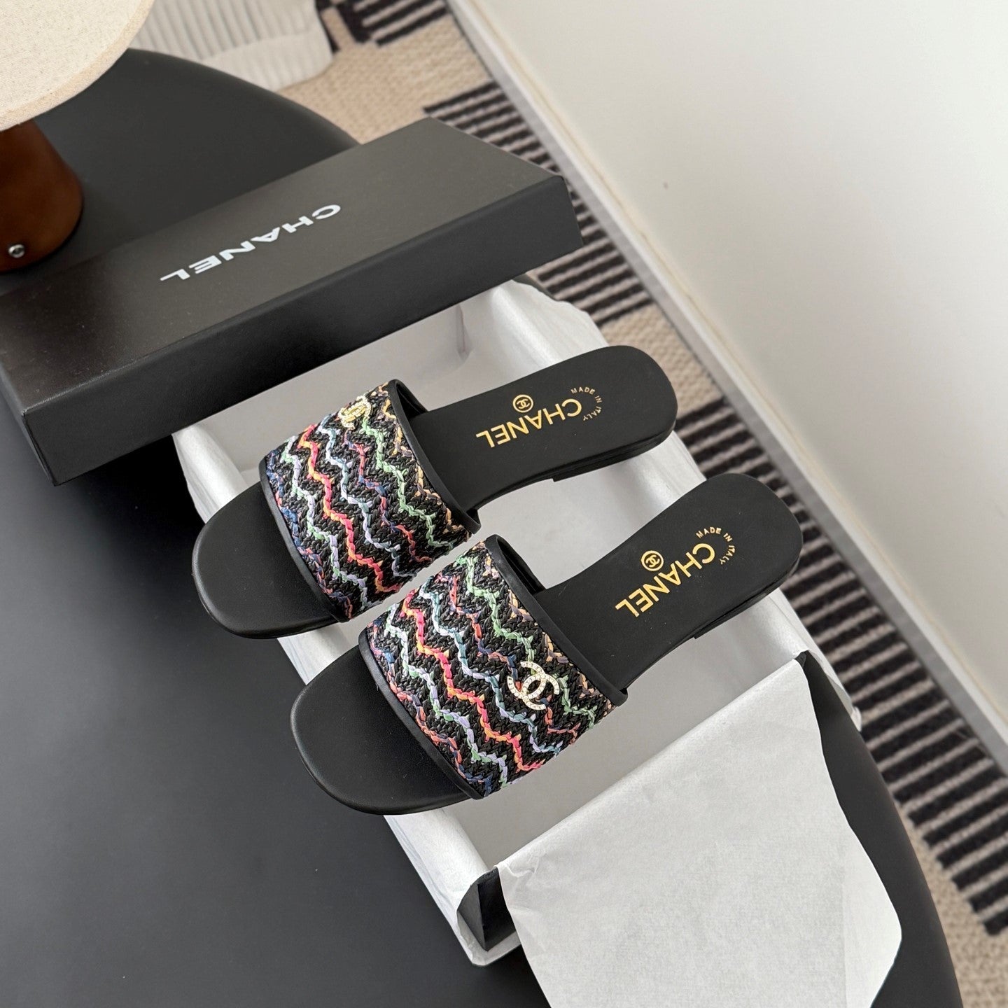 CC 26SS Slippers Black Colorful Woven Lambskin 670822