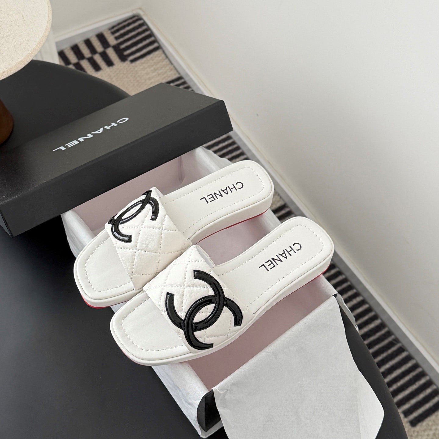 CC 26K Cambon Slippers White Lambskin 670824