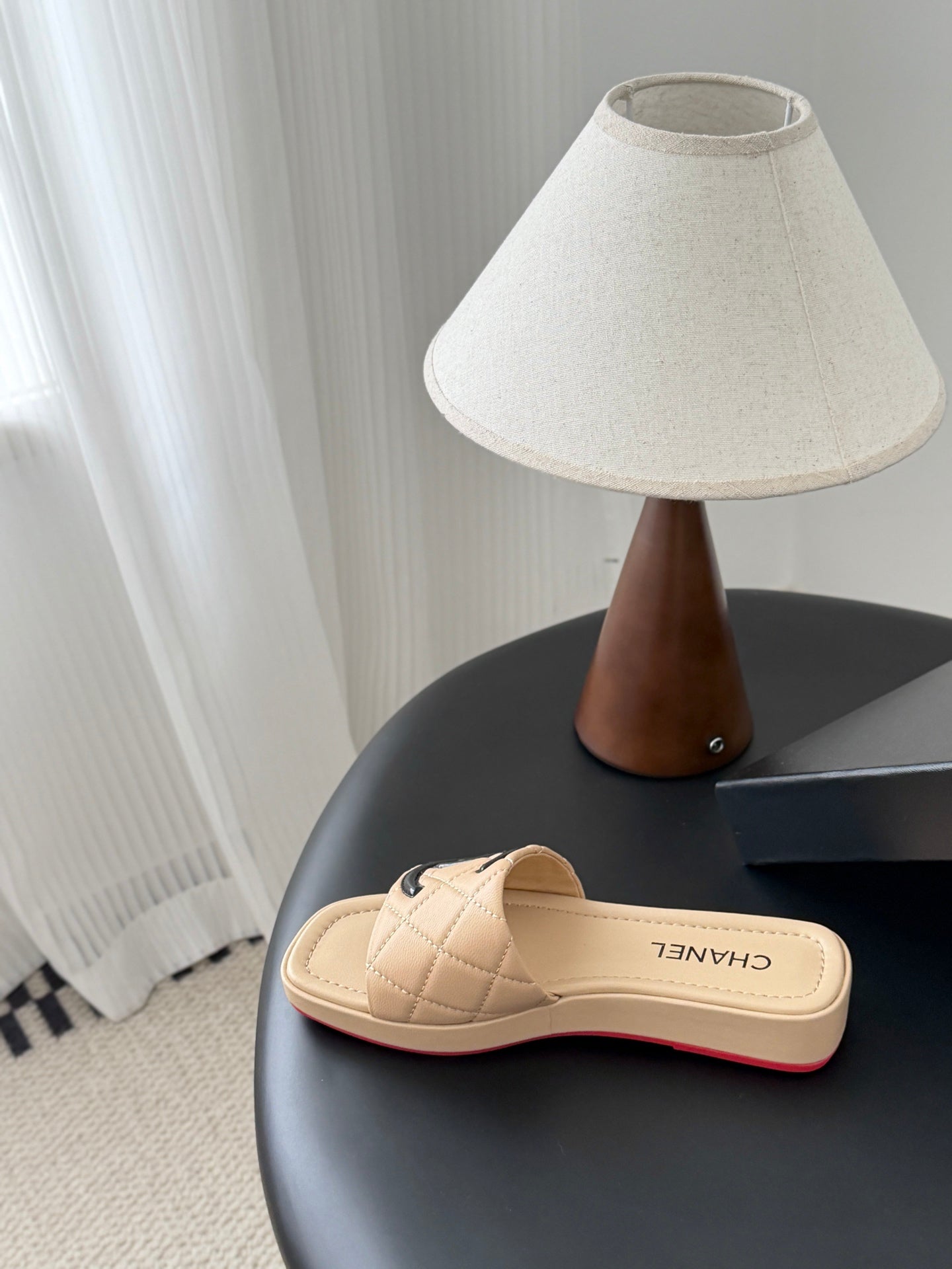 CC 26K Cambon Slippers Beige Lambskin 670826