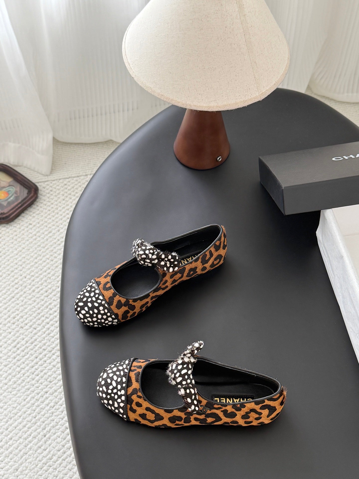 CC 26s Mary Jane Shoes Poka Dot Black White Horsehair 915177