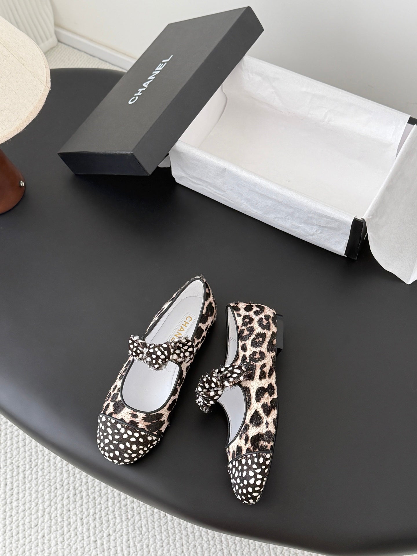 CC 26s Mary Jane Shoes Poka Dot Black Cream Horsehair 915178