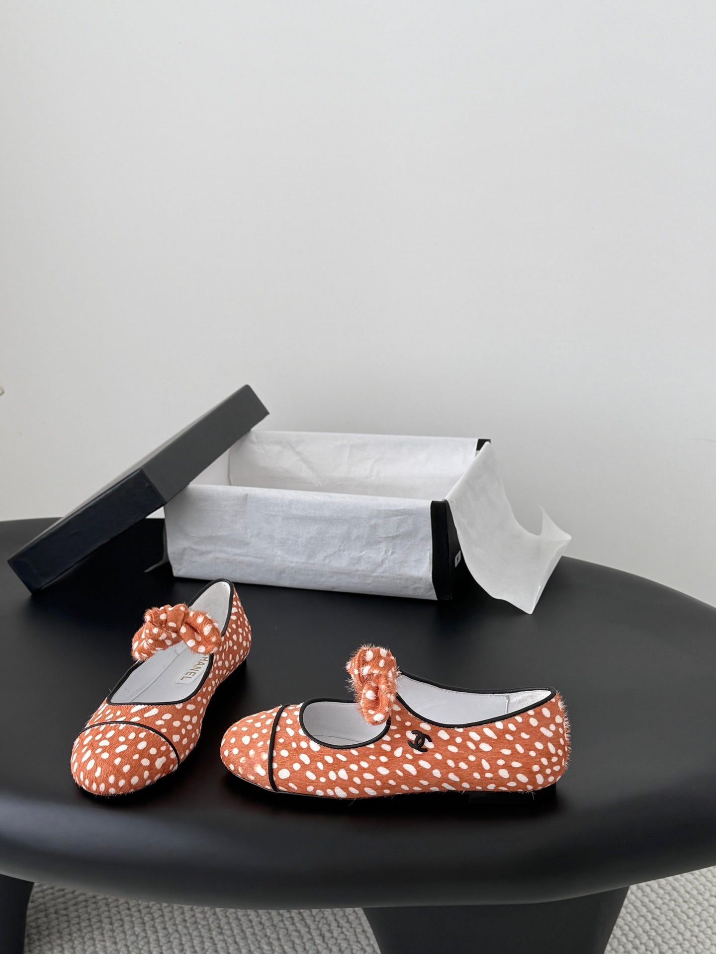 CC 26s Mary Jane Shoes Poka Dot Orange White Horsehair 915179