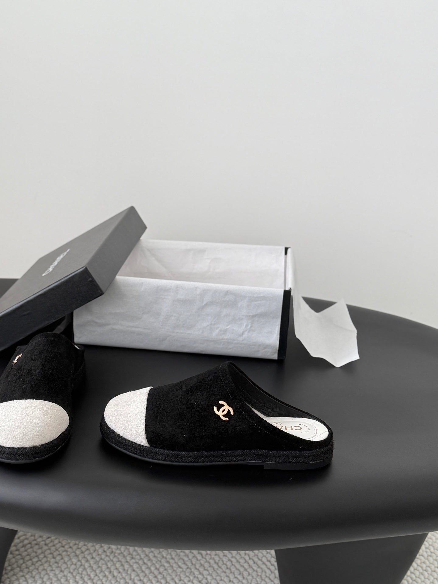 CC 26s Casual Mules Black White Suede 914906