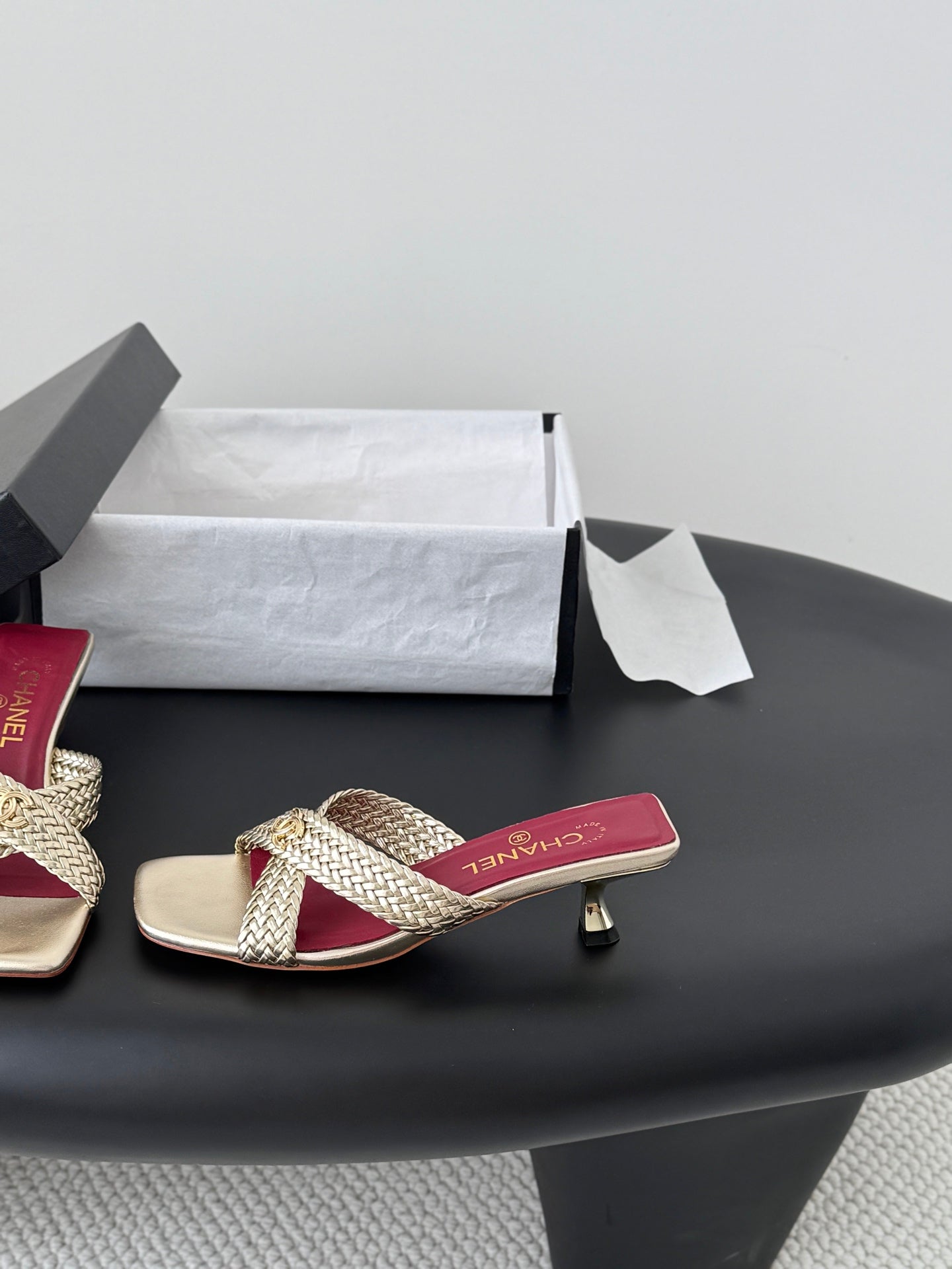 CC 26s Cross Slippers Burgundy Gold Lambskin 914972