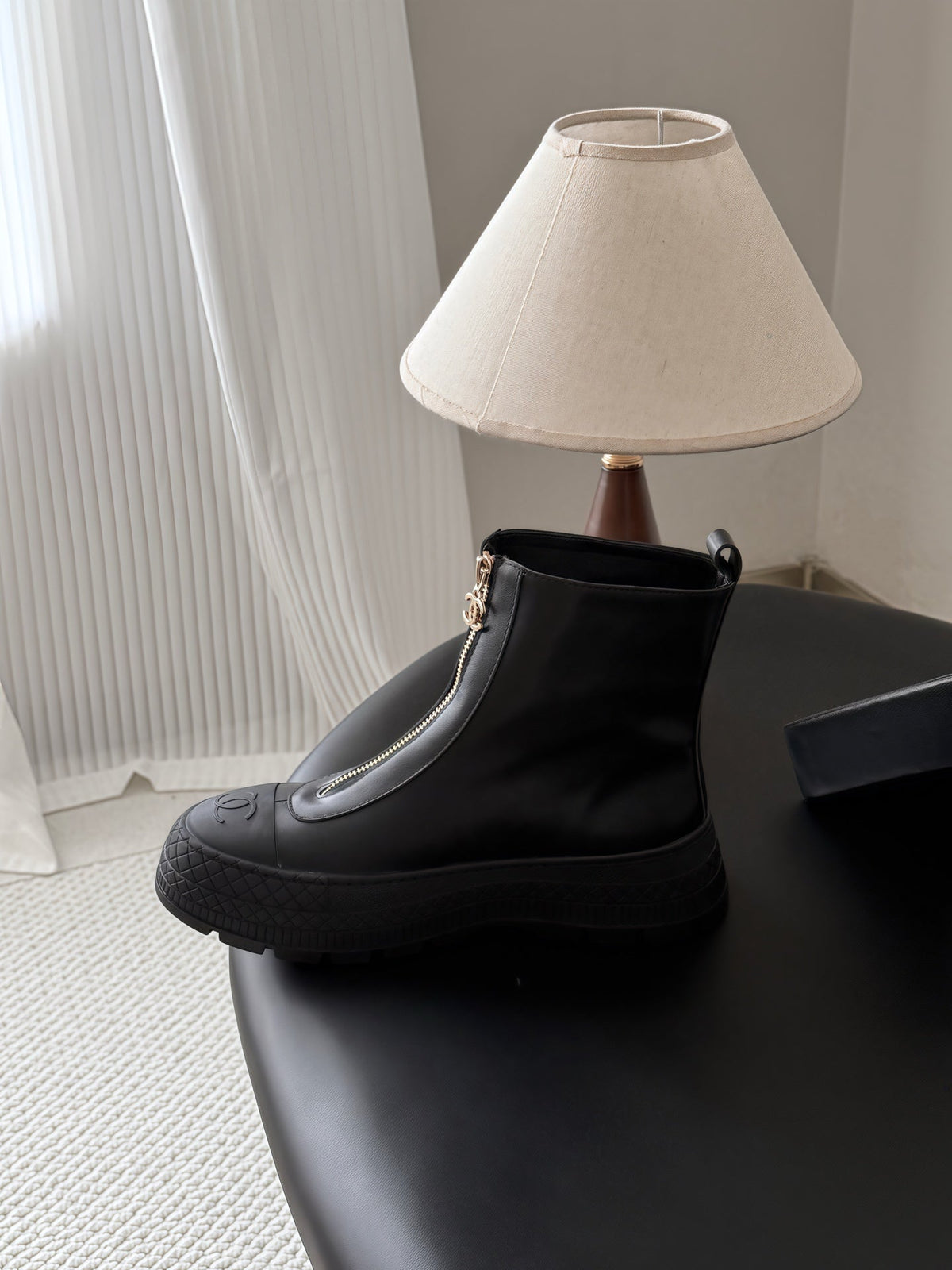 CC 26s Zipper Front Ankle Boots Black Black Leather 127704