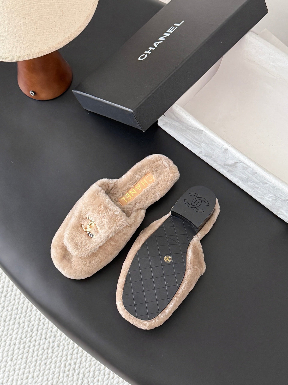 CC 26s Shearling Mules Beige Gold 127707