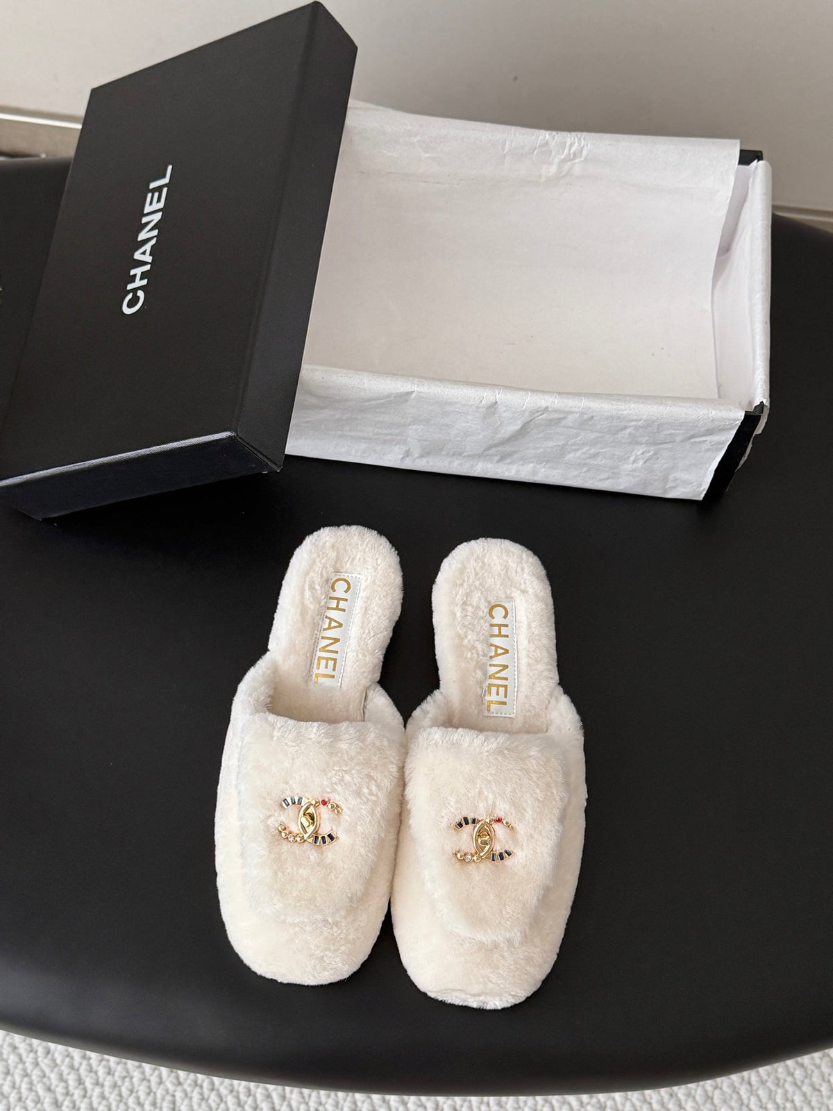CC 26s Shearling Mules White Gold 127708