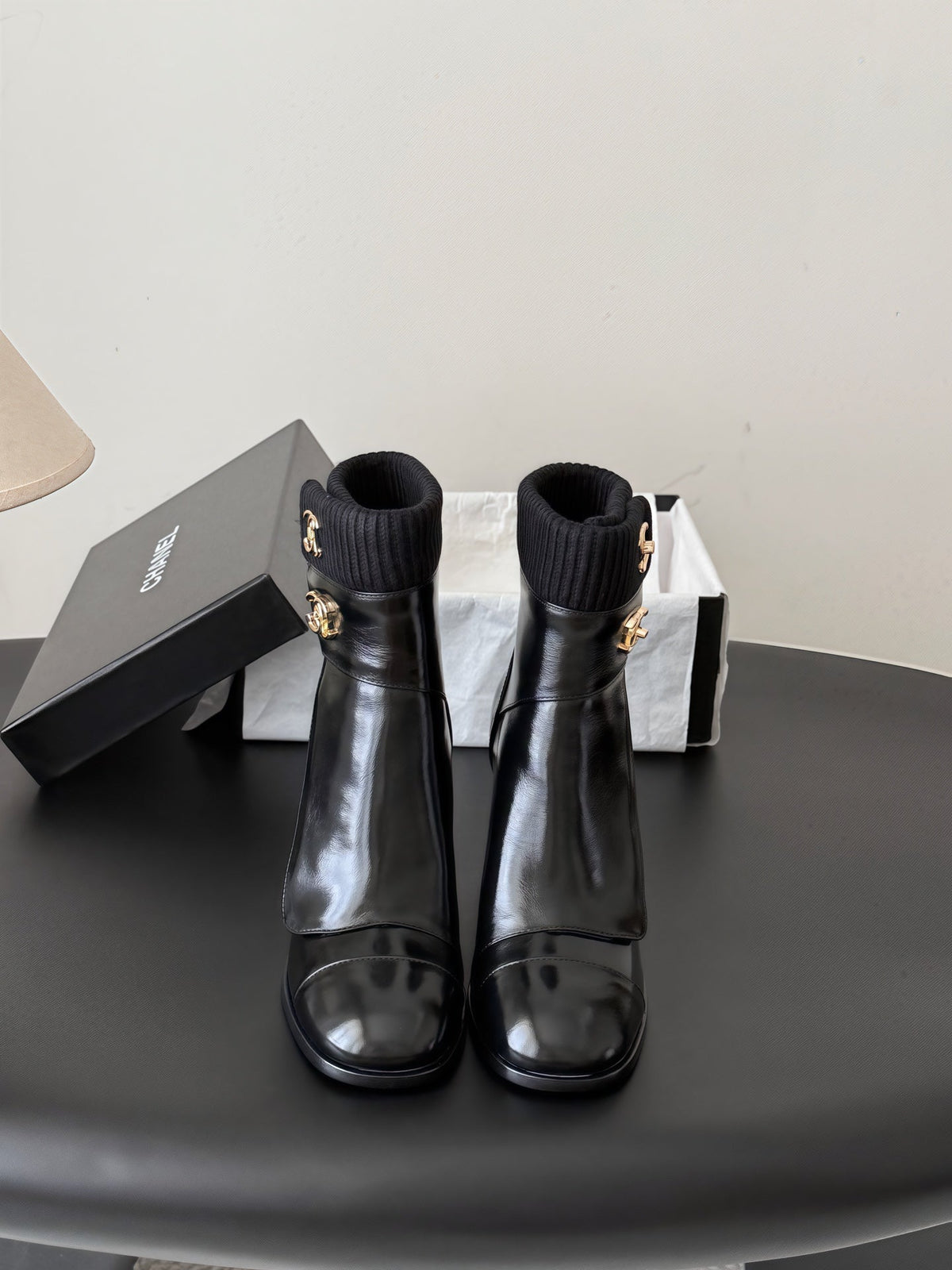 CC 26s Ankle Boots Black Gold Knit Cuff Leather 127794