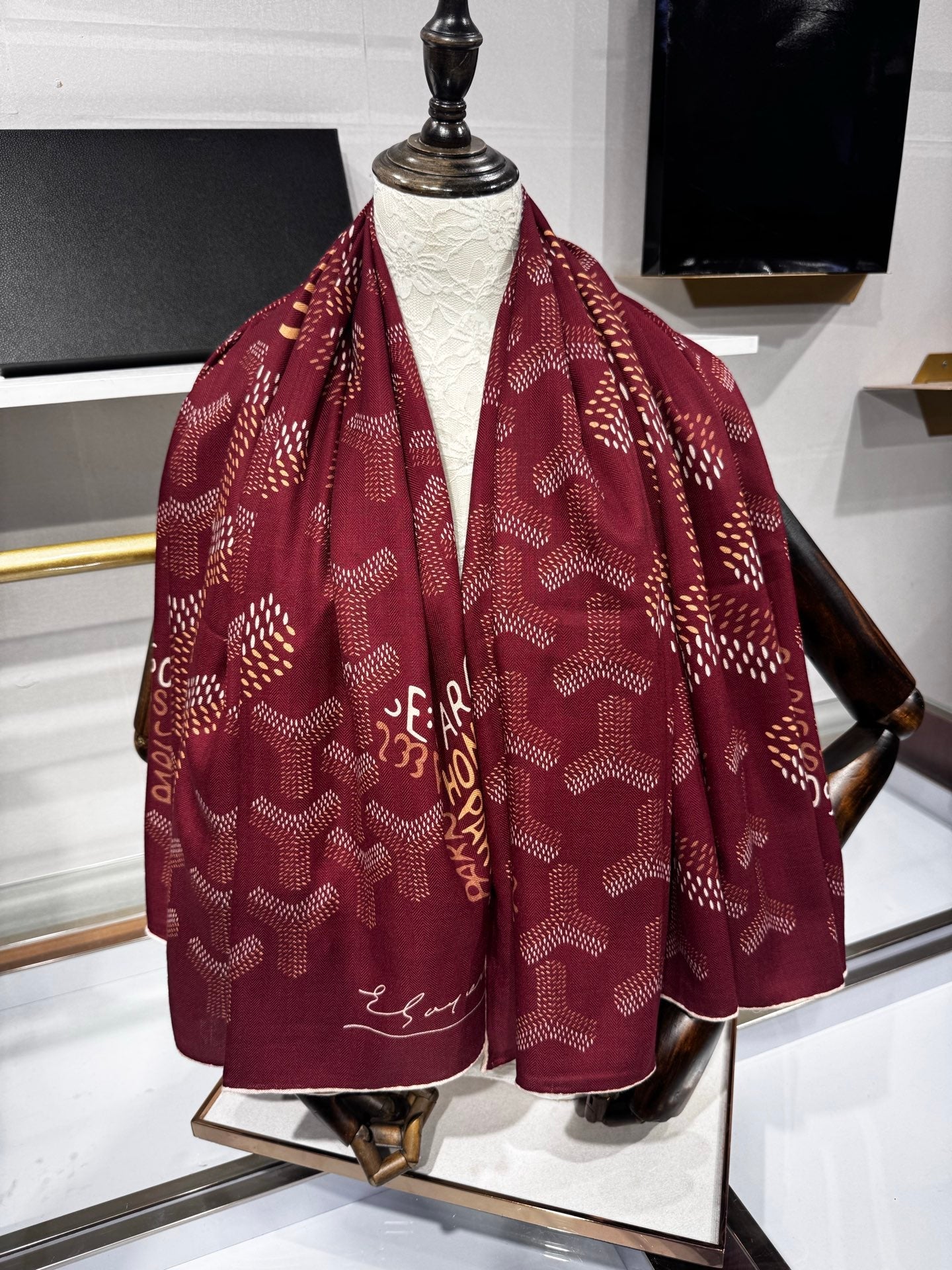 Goyard Shawl Scarf 140x140cm Burgundy Twill Silk 209995