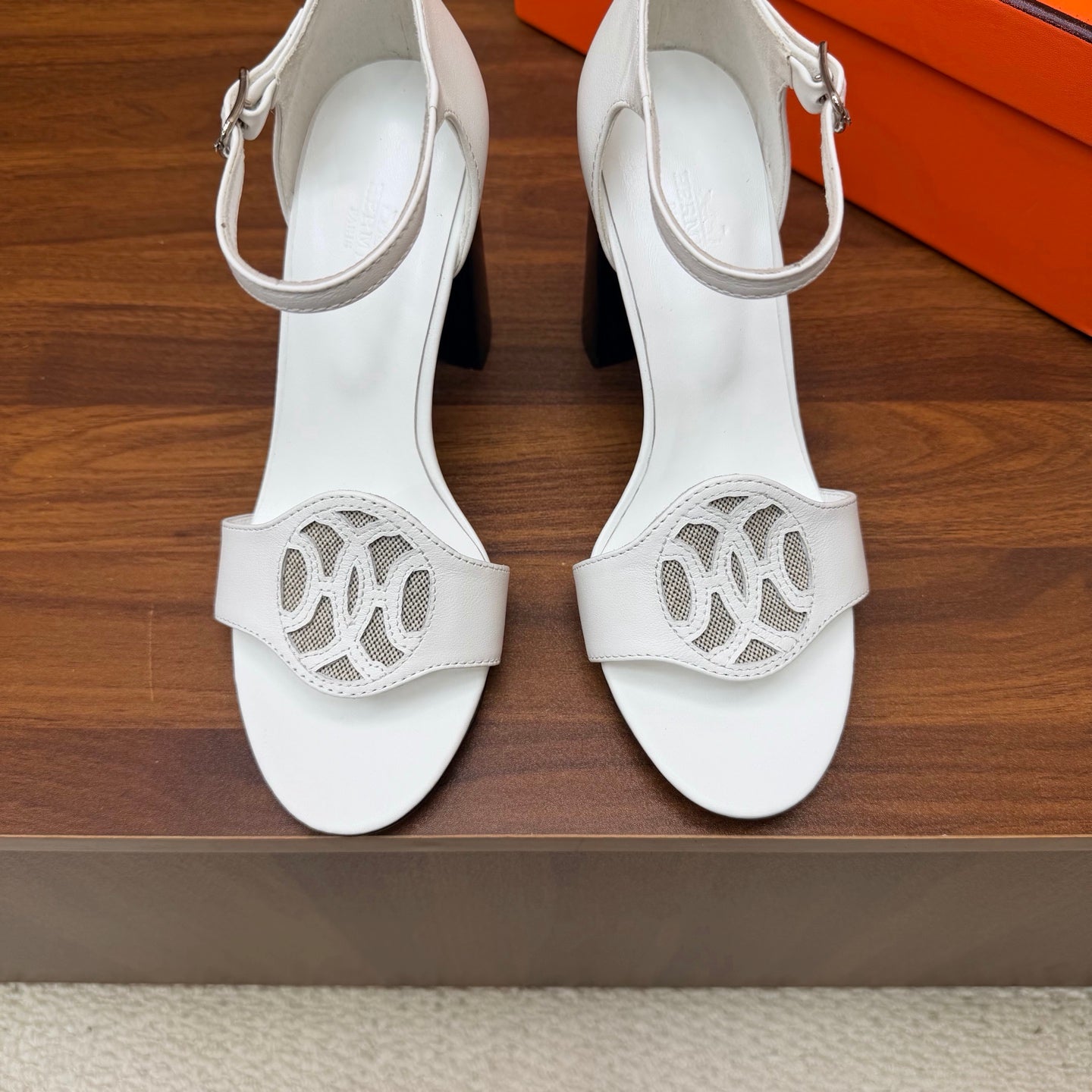HM 26s Marquise Sandal 85mm In White Calfskin