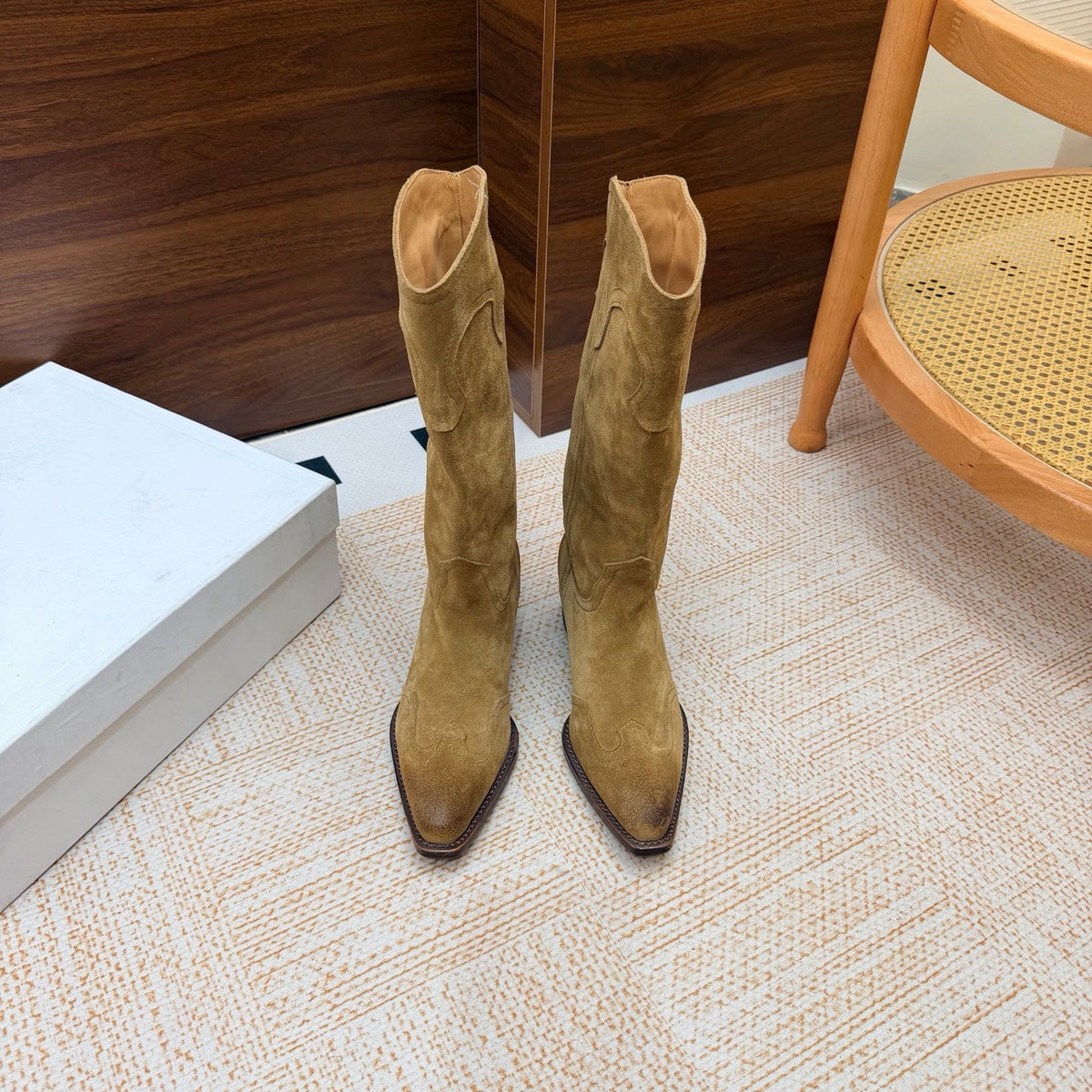 CE 26s Wes Western Boots 5cm Sand Suede 131453