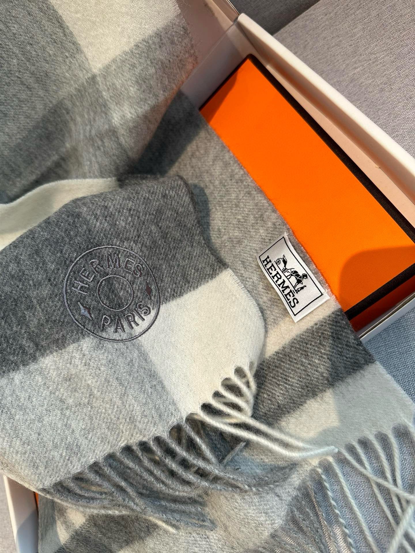 Scarf 180 CM In Grey Black Mix White Cashmere 381230