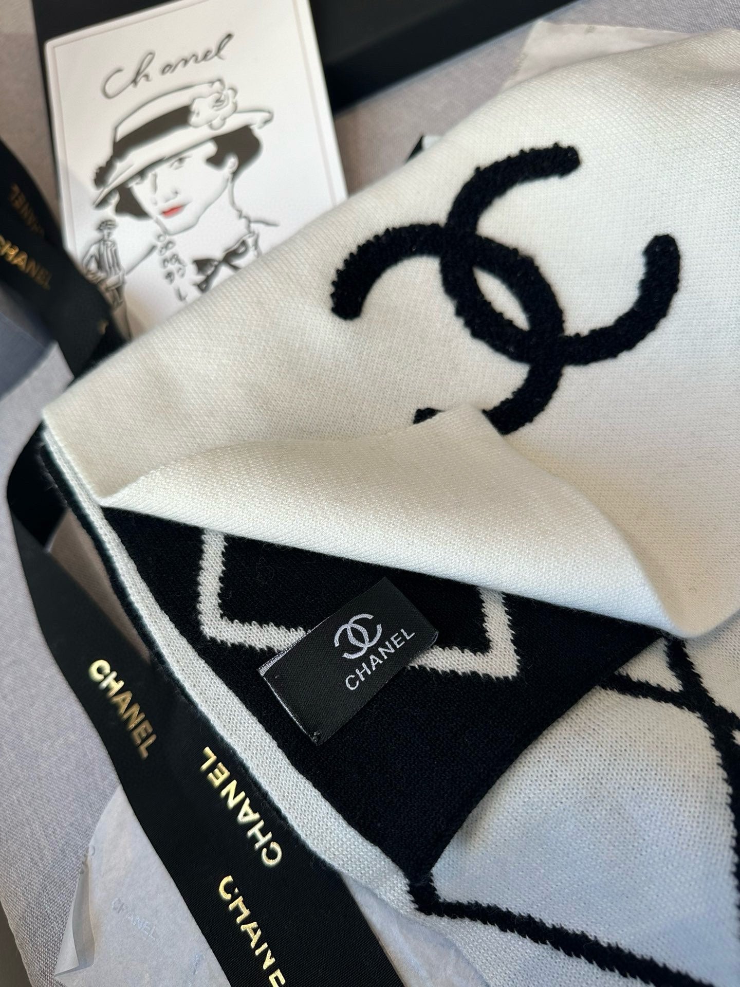 SCARF 180 CM IN BLACK MIX WHITE CASHMERE 401971