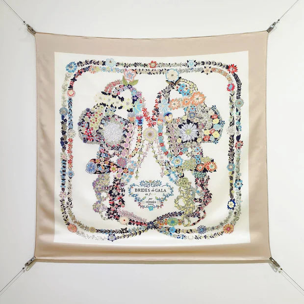 HM 26s 90 Double Sided Scarf Beige White Colorful Mulberry Silk 145755
