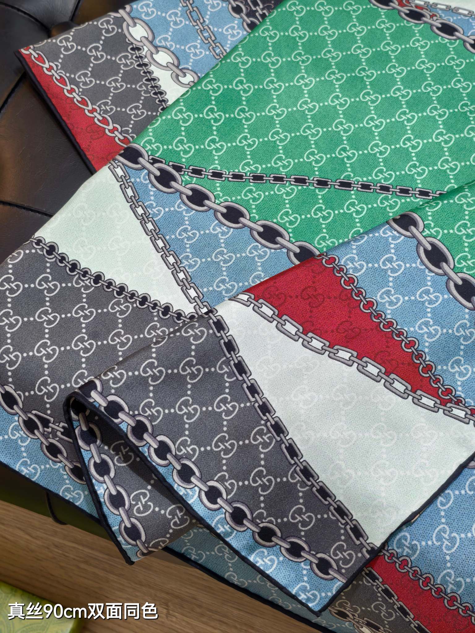 GG Scarf 90x90 Colorful Twill Silk 212062