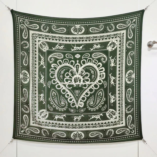 HM 26s Heart Horse Scarf 140 Dark Green Cashmere Silk 139235
