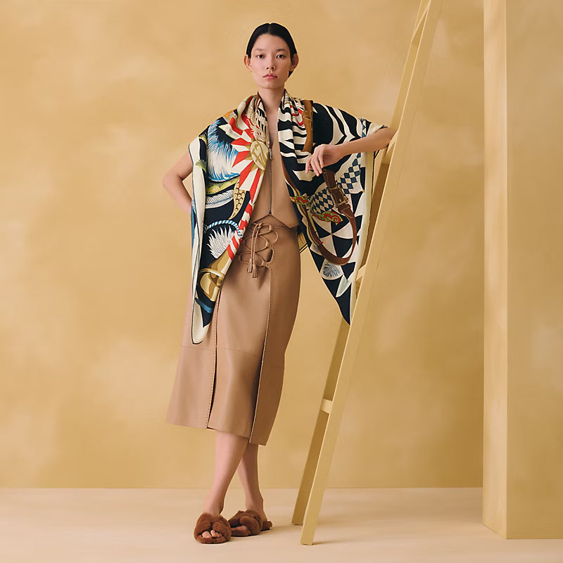 HM 26s Scarf 140 In Cashmere And Silk 475650