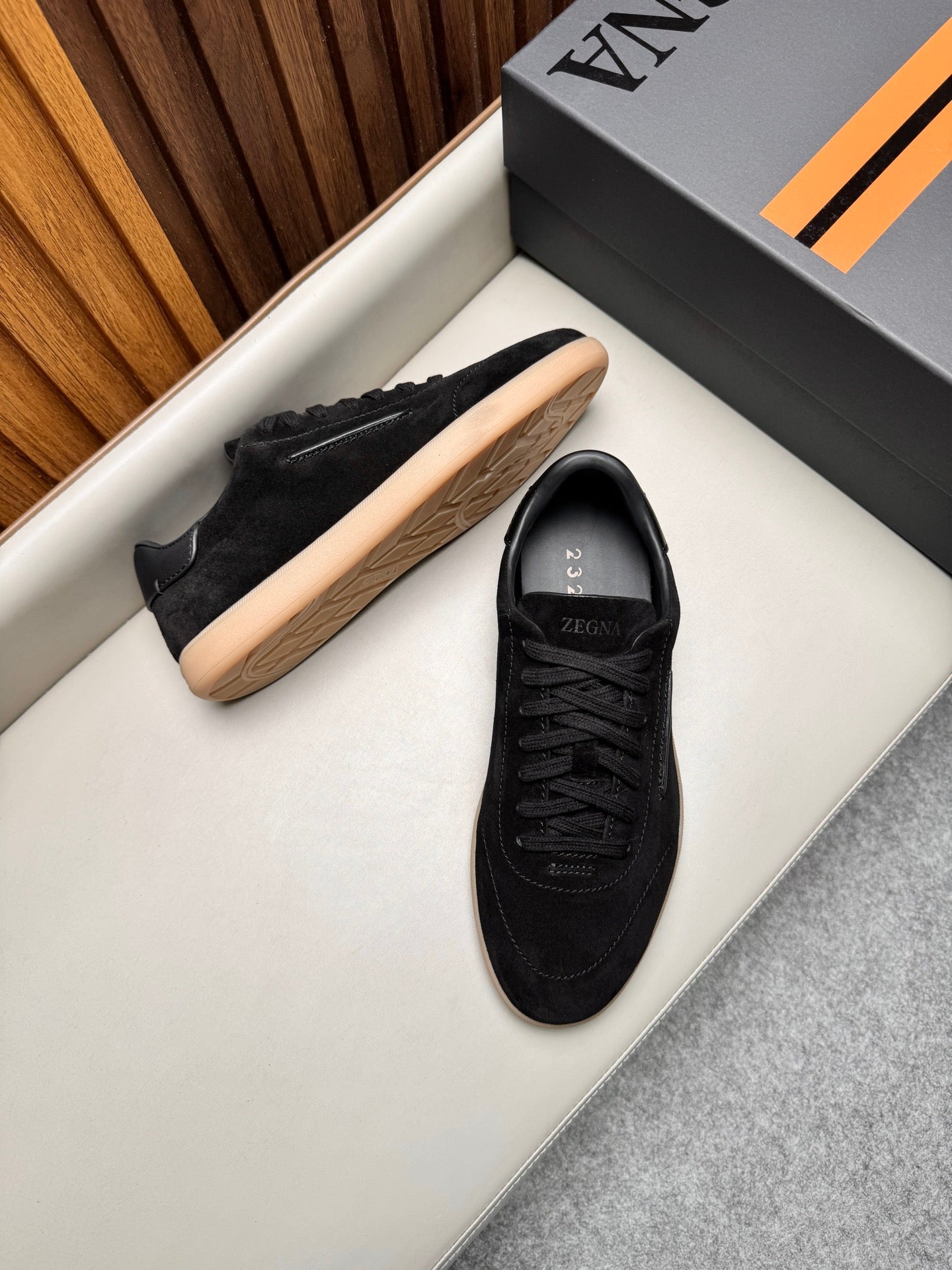 Zegna Men's 232 Low-Top Sneakers Black Suede