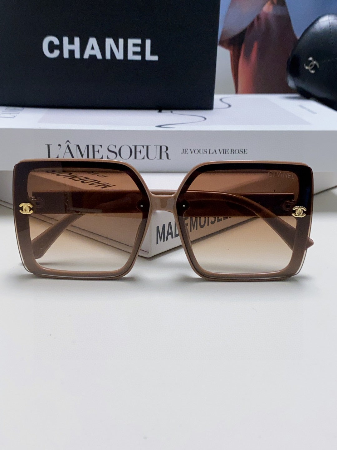CC Sunglasses 429528