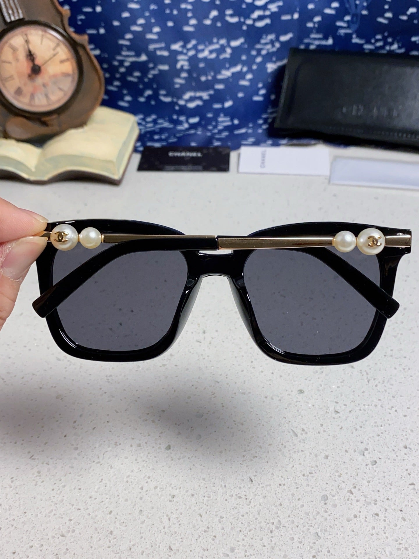 CC Sunglasses 429555
