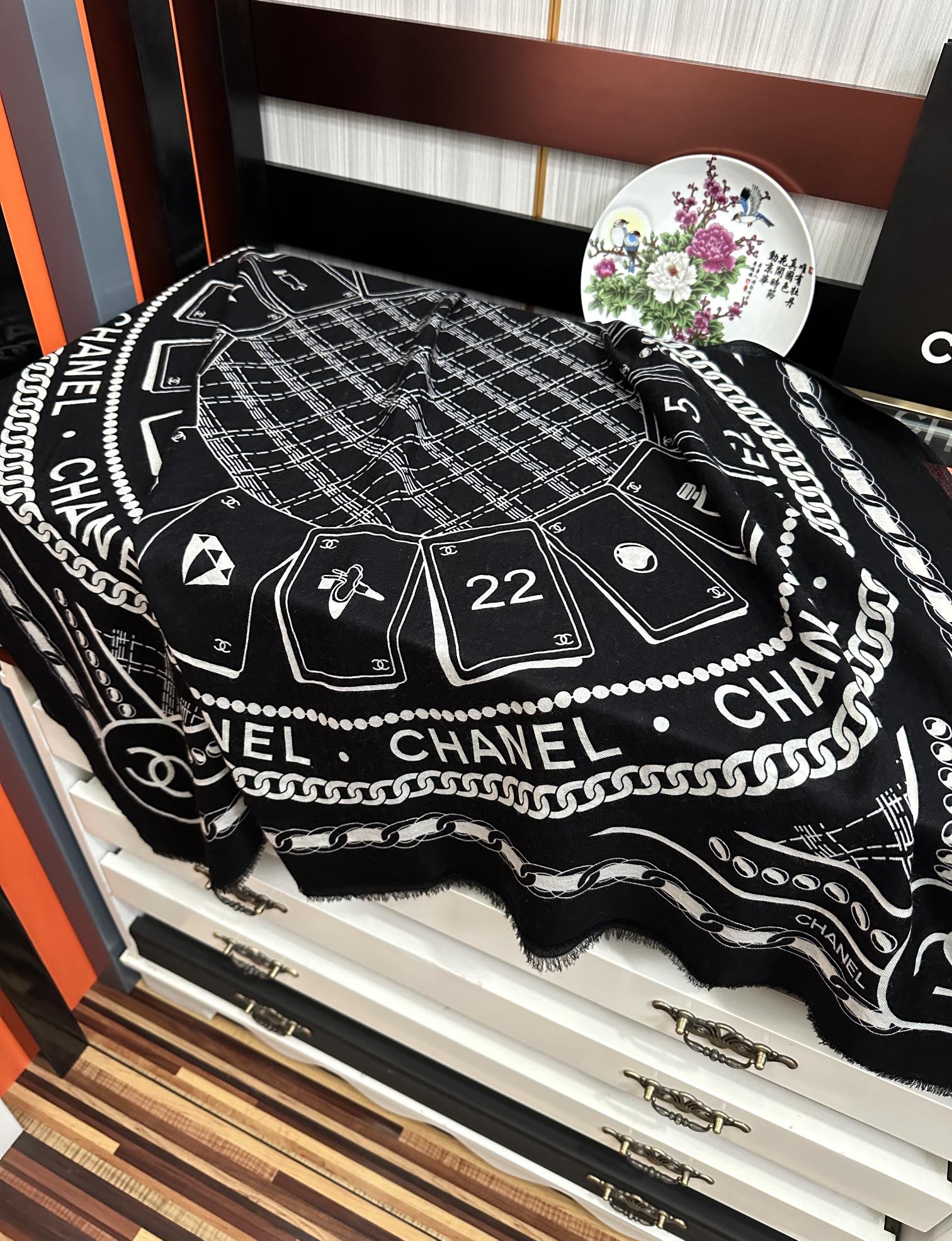 CC Camellia Letter Print 200cm Black White Cashmere 153112