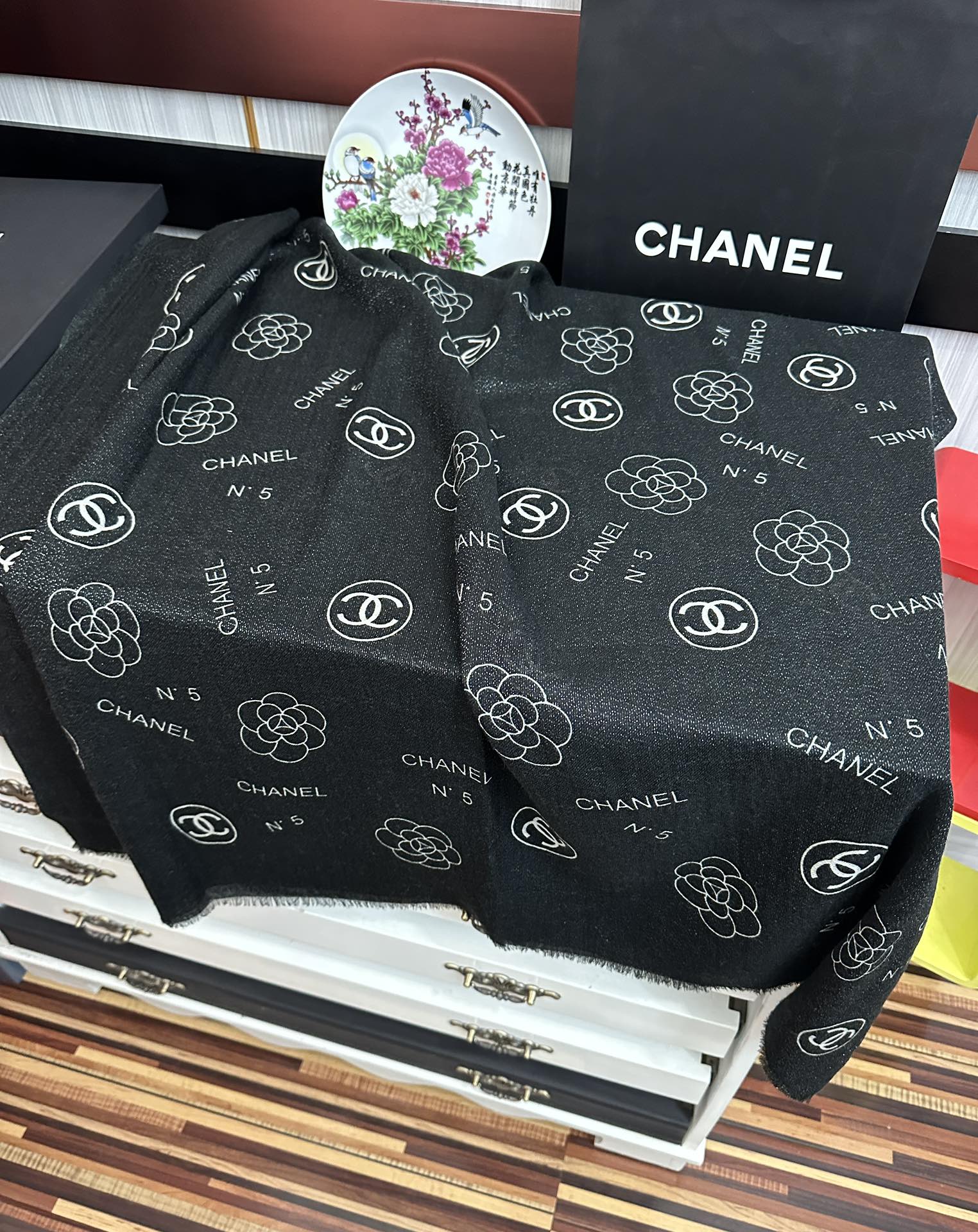 CC 26s Scarf 200cm Black Cashmere 271203